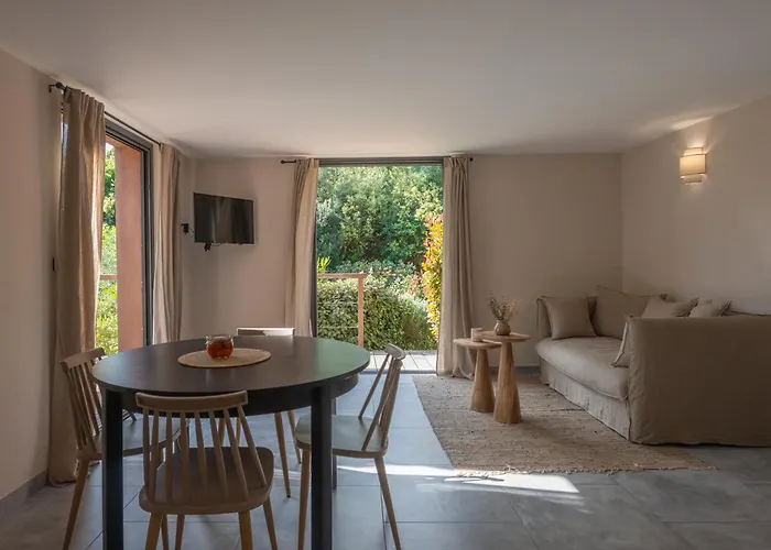 Stintinu - Tarra Zuria